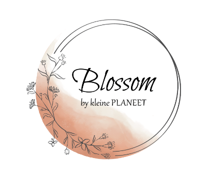 Blossom (cafe) by kleine planeet